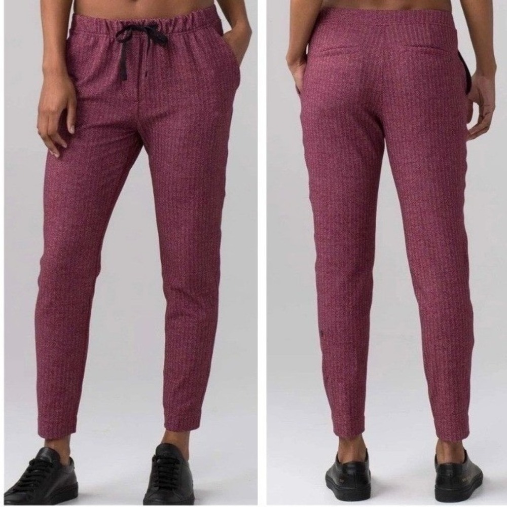 Lululemon Jet Crop Slim Pants Women 8 Berry Red Drawstring Travel Lounge Pullon